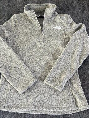 North Face quarter zip light heathered green womens small